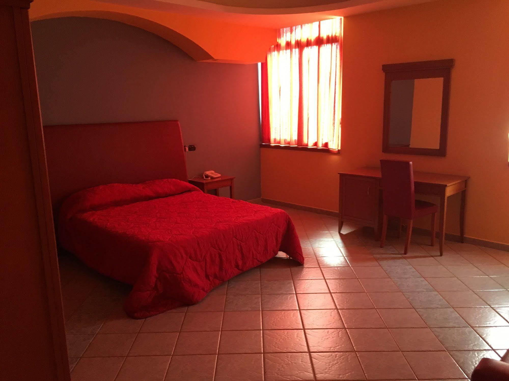 Hotel Stefano A Melito Melito di Napoli Buitenkant foto